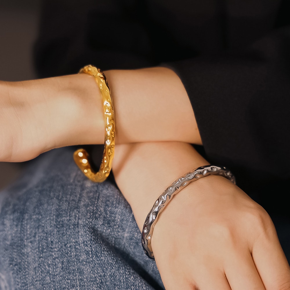 Auric Wave Bangle
